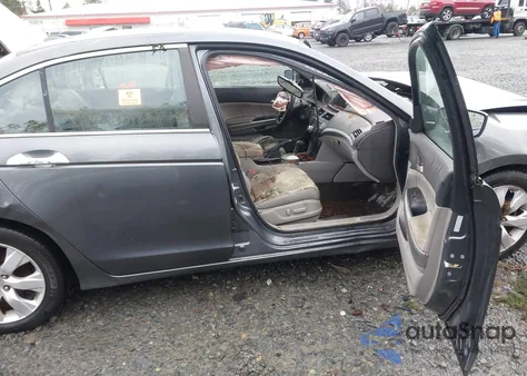 2008 Honda Accord 3.5 Ex-L from USA, damaged, VIN 1HGCP36838A088668